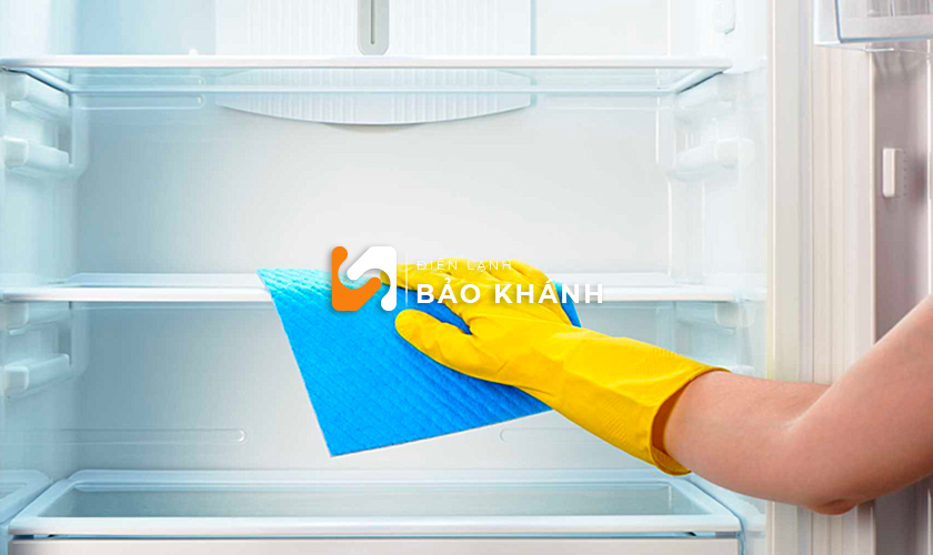Lưu ý khi vệ sinh tủ lạnh Hitachi